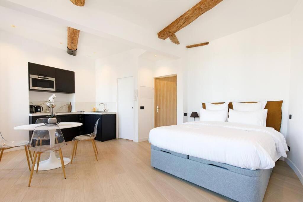 Appartement 33 M2 Comme Une Junior Suite - Vue Port Et Palais Des Festivals Cannes Exterior photo